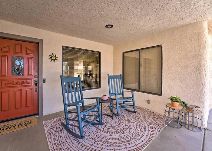Vakantiehuis Havasu Home: Heated Pool & Golf Course Views