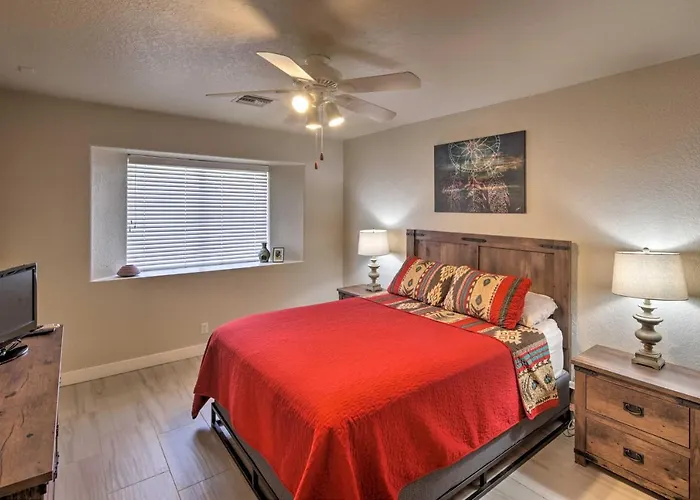 Havasu Home: Heated Pool & Golf Course Views Vakantiehuis *