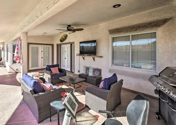 Havasu Home: Heated Pool & Golf Course Views