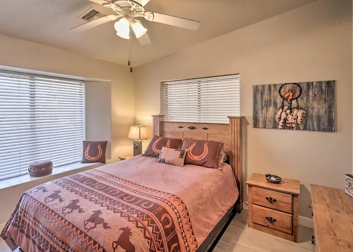 Havasu Home: Heated Pool & Golf Course Views * Lake Havasu City