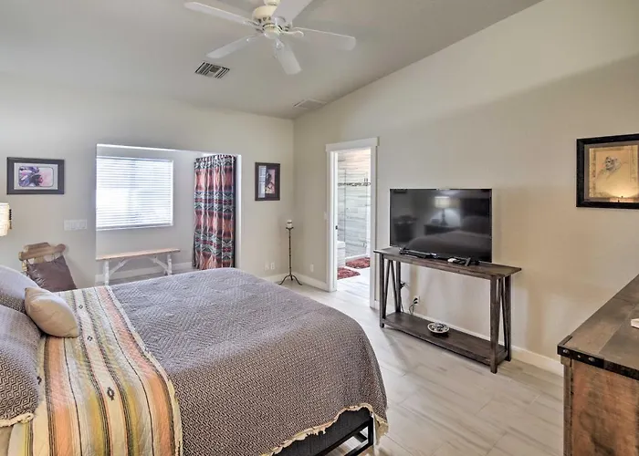Havasu Home: Heated Pool & Golf Course Views Lake Havasu City