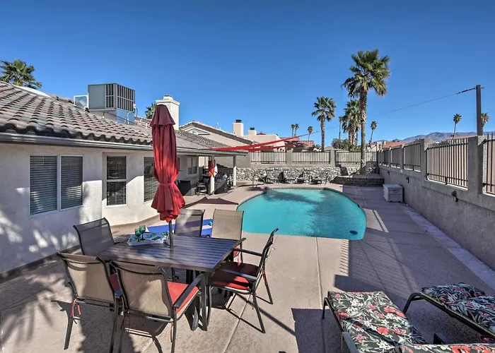 Vakantiehuis Havasu Home: Heated Pool & Golf Course Views *
