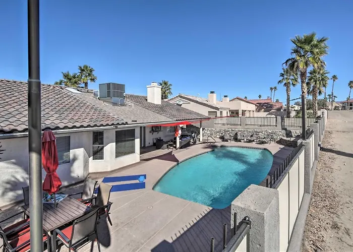 Vakantiehuis Havasu Home: Heated Pool & Golf Course Views Lake Havasu City