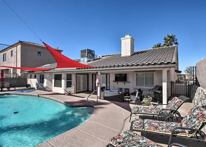Havasu Home: Heated Pool & Golf Course Views Lake Havasu City